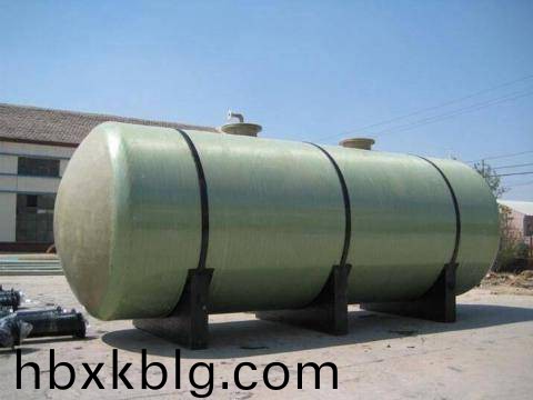 玻瓈鋼臥式儲(chu)鑵